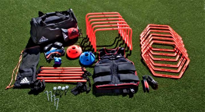 megimport bola sepak dari China
